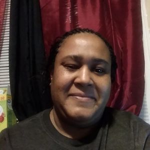 Meet your Posher, Charo